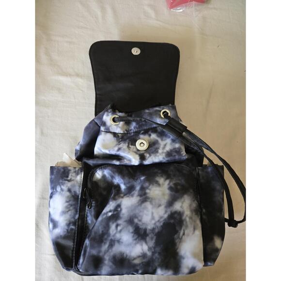 CLAIRE'S Backpack Small School Black & White Smoke Zip Front Pocket NEW Trending - Picture 4 of 6